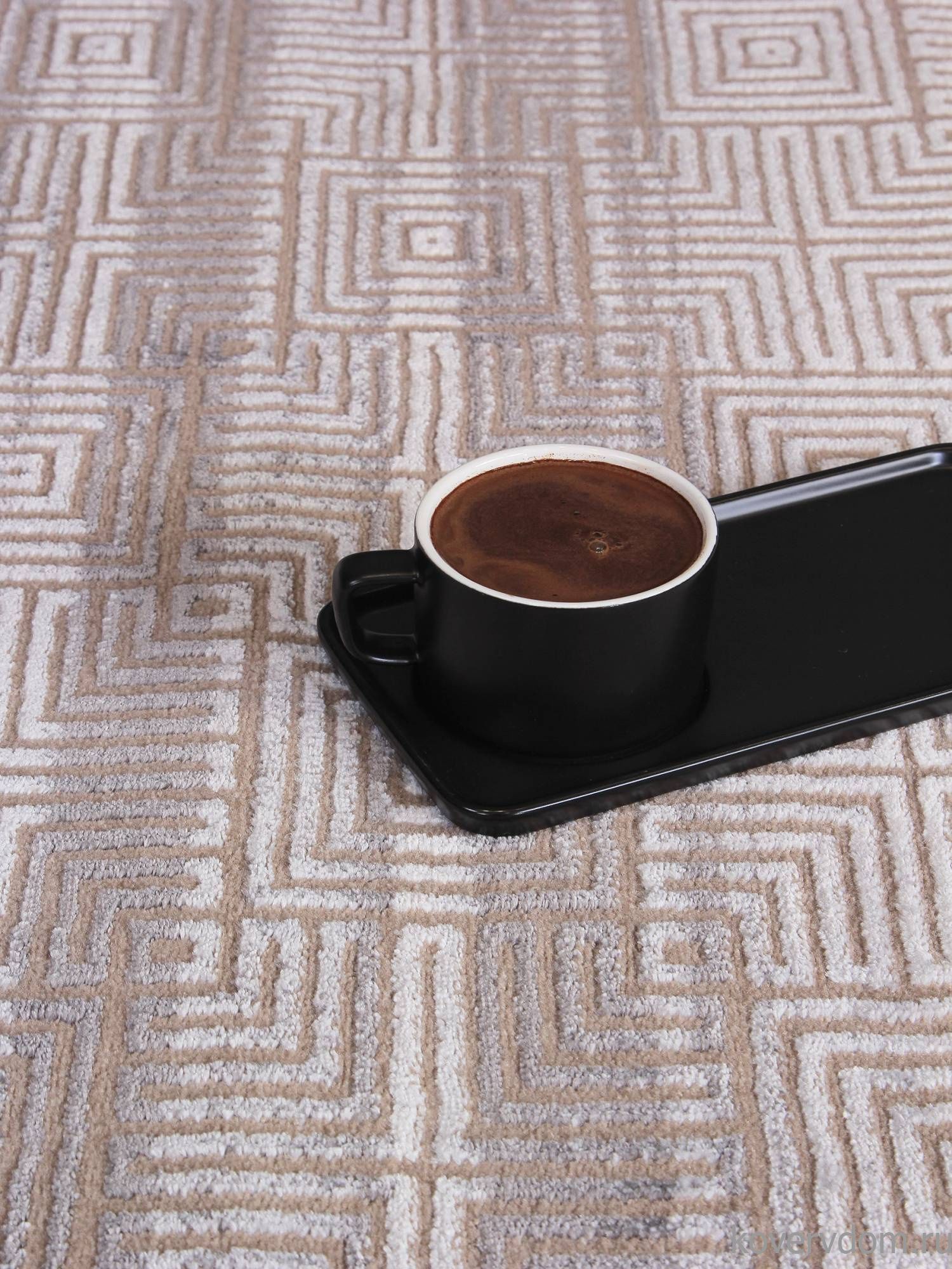 Ковер AMELI 9247A S.BEIGE / P.WHITE