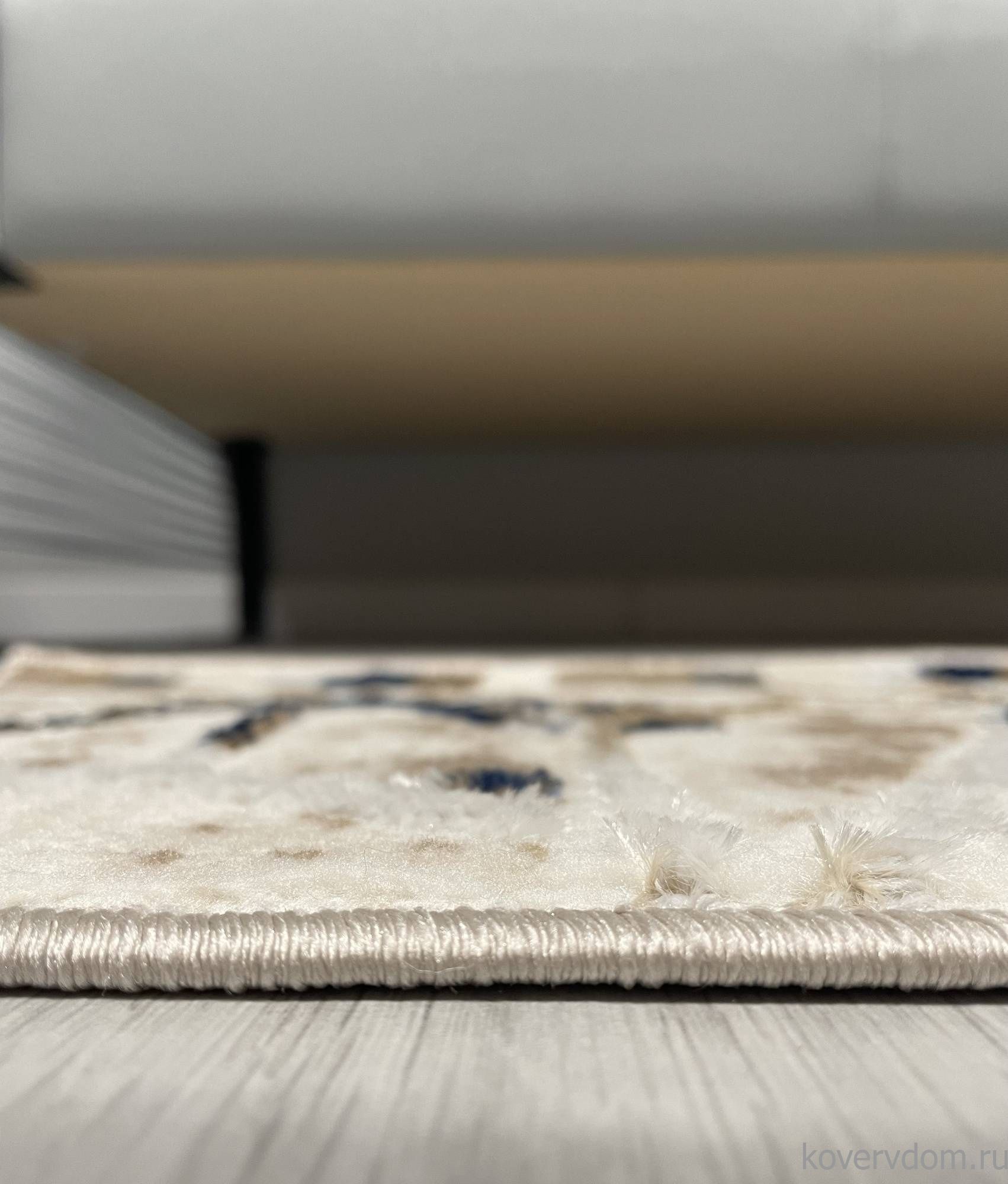 Ковер ANTEP DA492 635 CREAM / NAVY Ковер ANTEP DA492 635 CREAM / NAVY