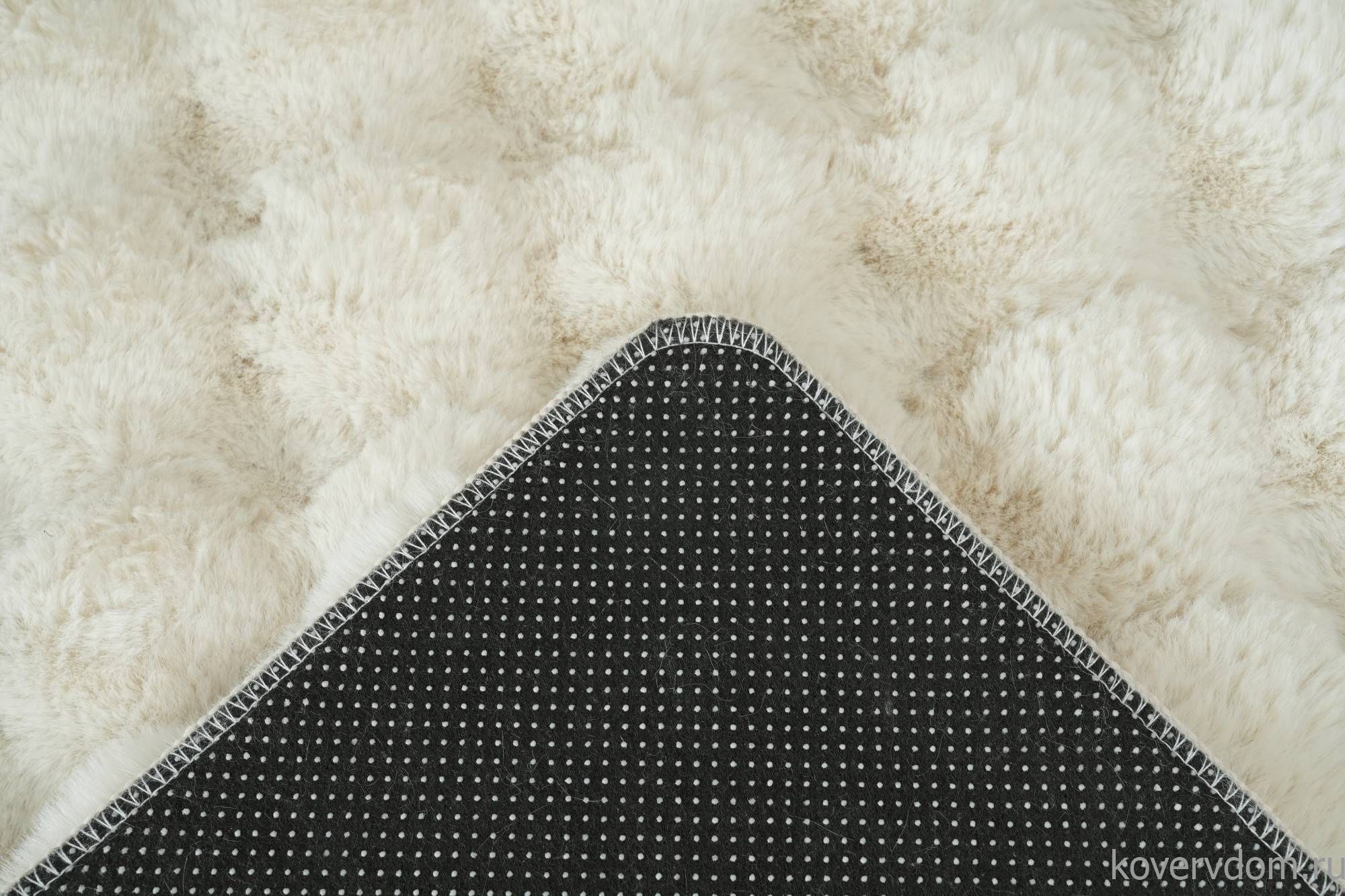 Ковер из искусственного меха BUBBLE PX1000 L.BEIGE