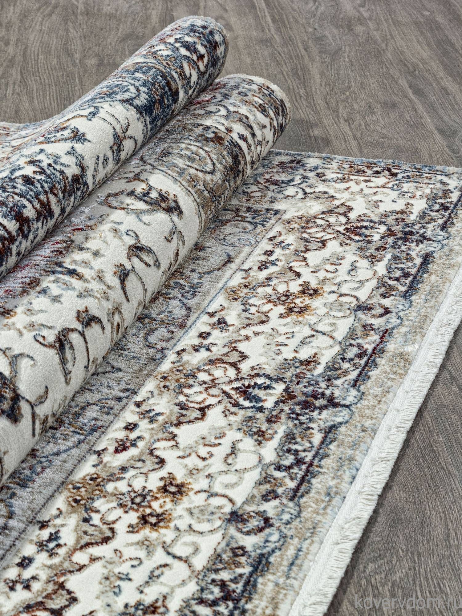 Ковер ASADU 00641D D.BLUE FDY / BEIGE FDY Ковер ASADU 00641D D.BLUE FDY / BEIGE FDY